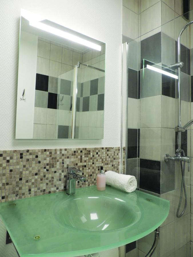 Appart'Azur Haguenau - Hyper Centre Mairie - Parking Facile - Wifi - Lit Confort Kingsize المظهر الخارجي الصورة